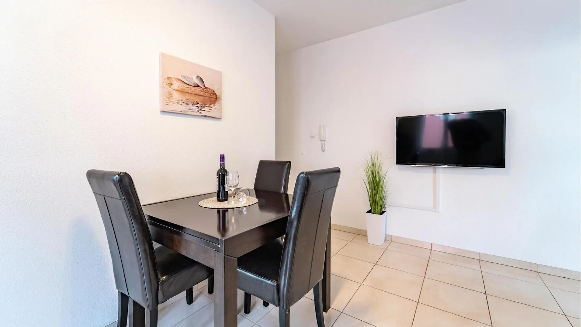 Cozy Apartment In Biograd Na Moru With Wifi